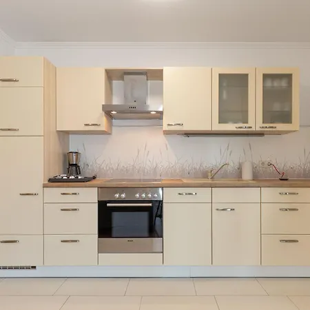 Mit Super Balkon In منزل للإقامة *